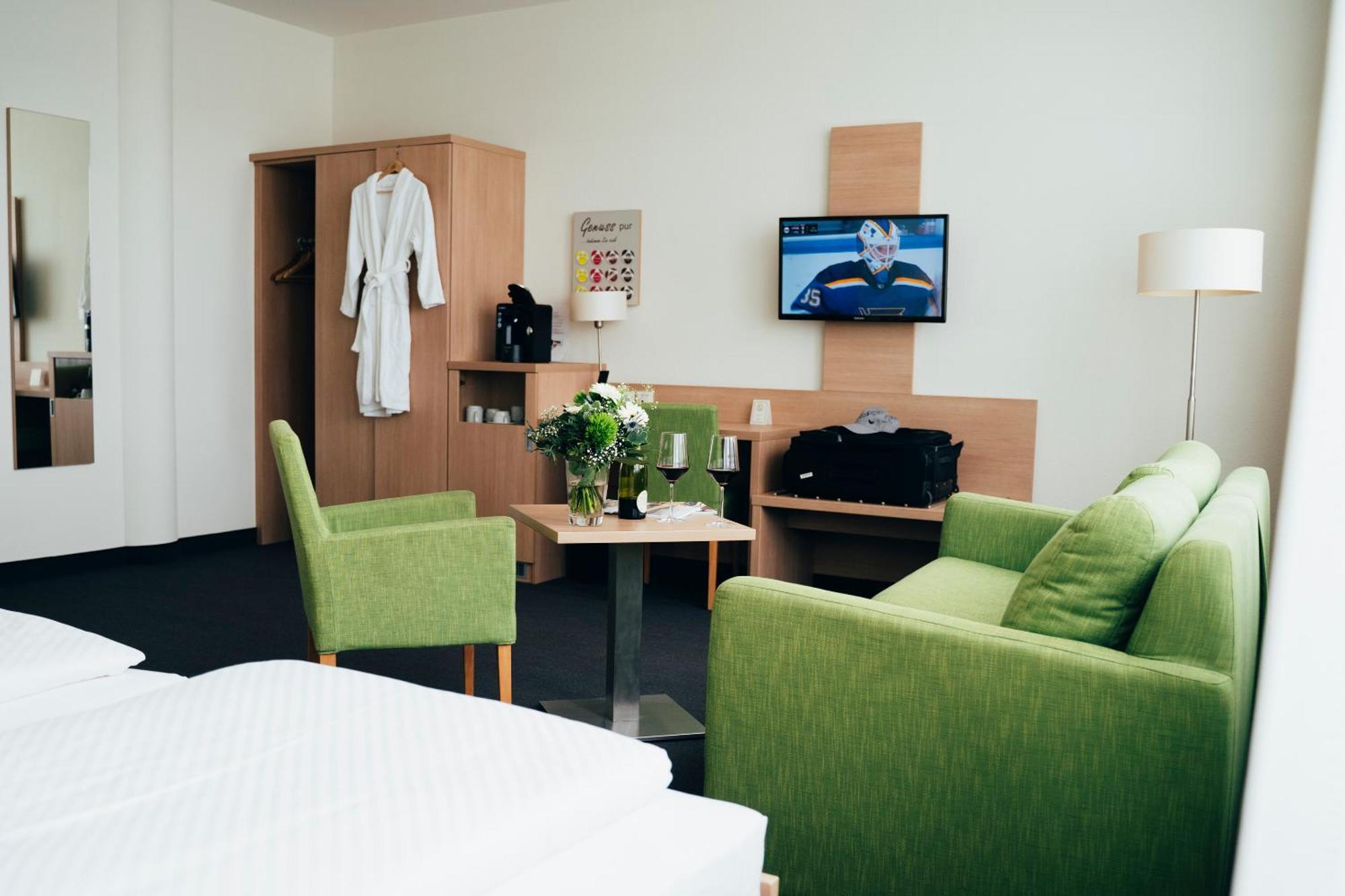 Business & Conference Sporthotel Großwallstadt Zewnętrze zdjęcie